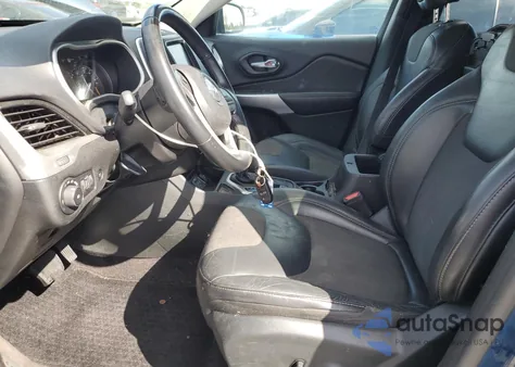 2018 Jeep Cherokee Latitude Plus z USA, uszkodzony, nr VIN 1C4PJLLB4JD597142